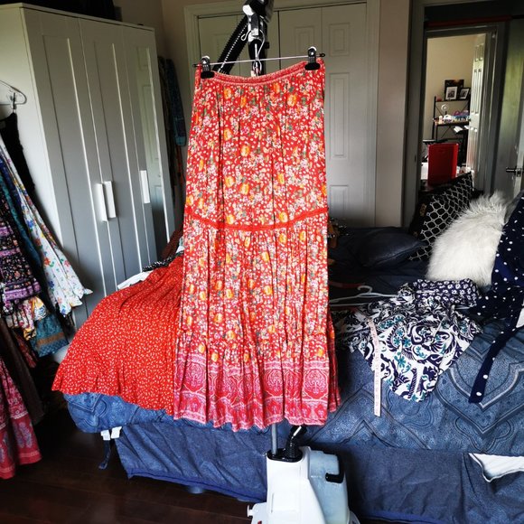 Red Floral Maxi Skirt - Picture 3 of 8